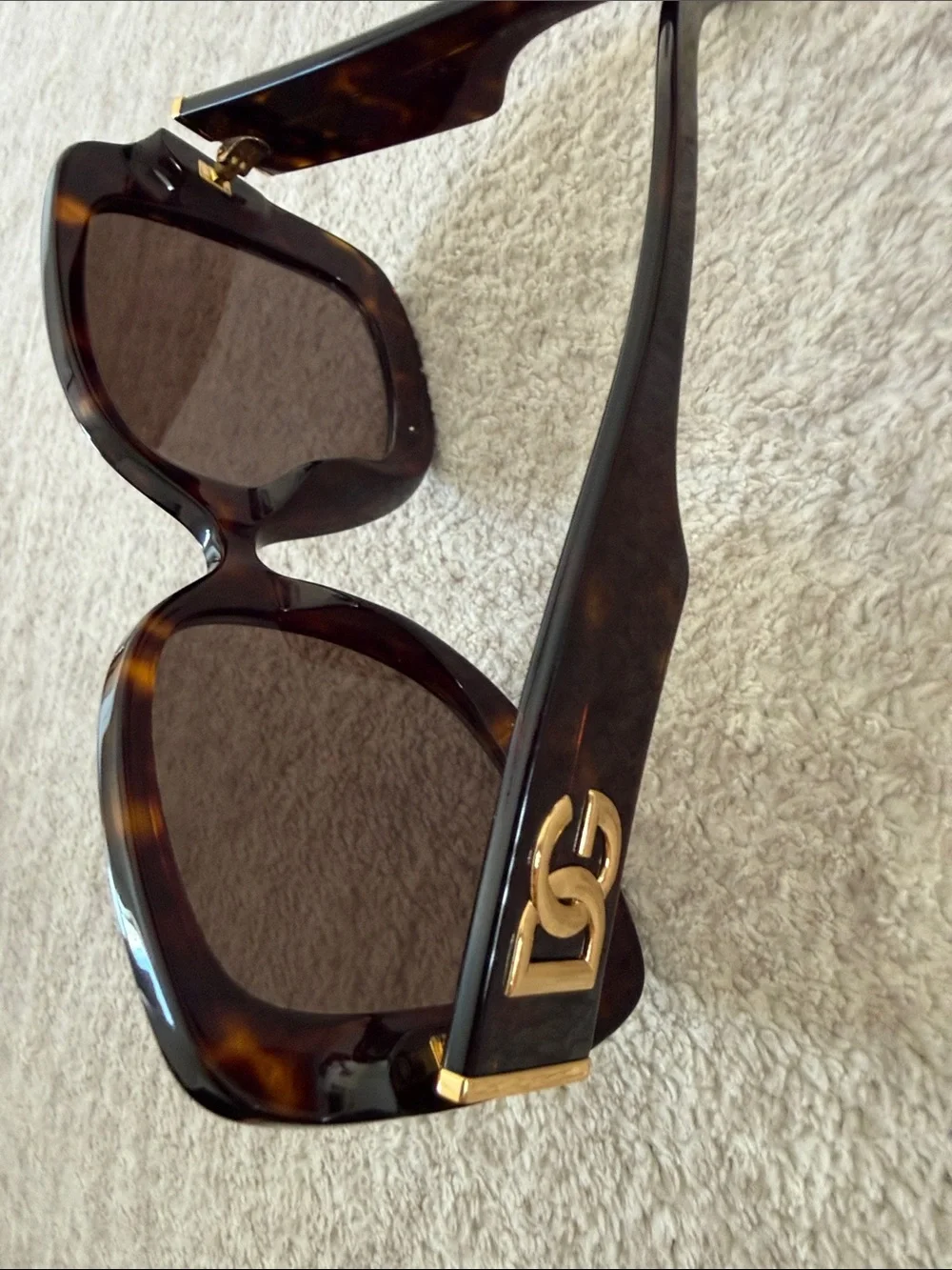 Dolce & Gabbana Oversized Tortoise Brown Sunglasses Gold DG Logo w/ Box & Case